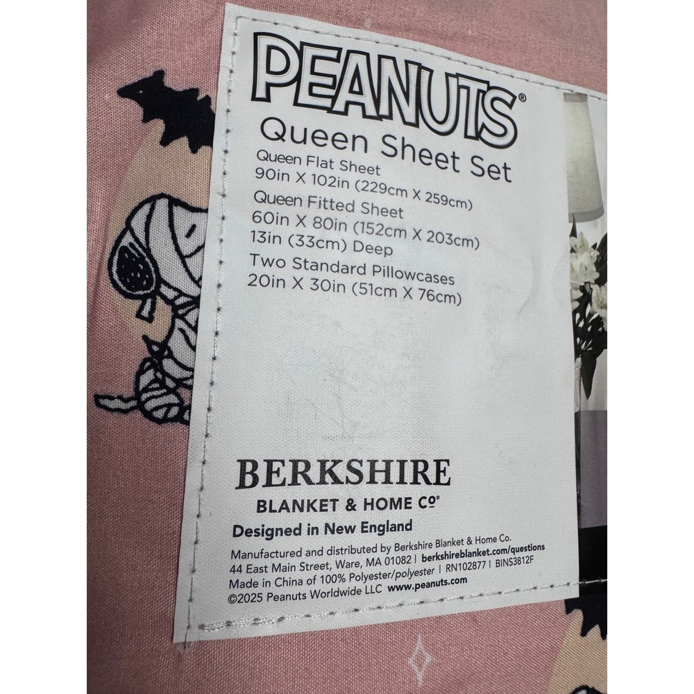 Peanuts Snoopy Mummy Halloween Queen Sheet Set Pink Berkshire Blanket 4pc New - Picture 4 of 4
